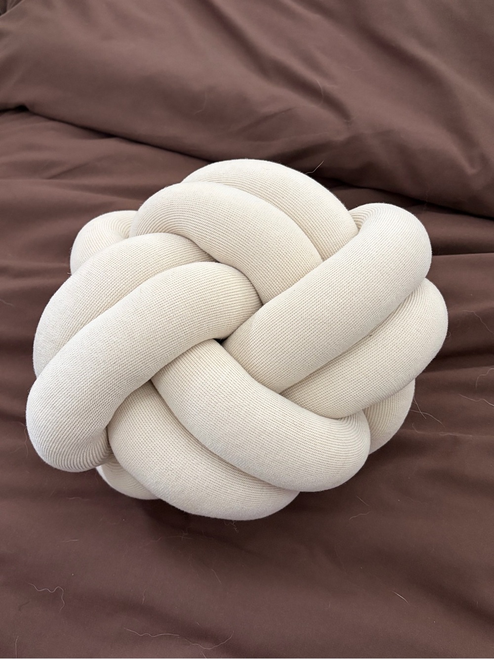 Cream Knot Throw Pillow - Home Bedding